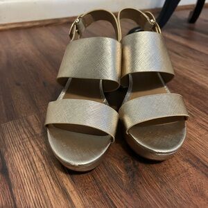 AEROSOLES Gold Textured Women's Sandals